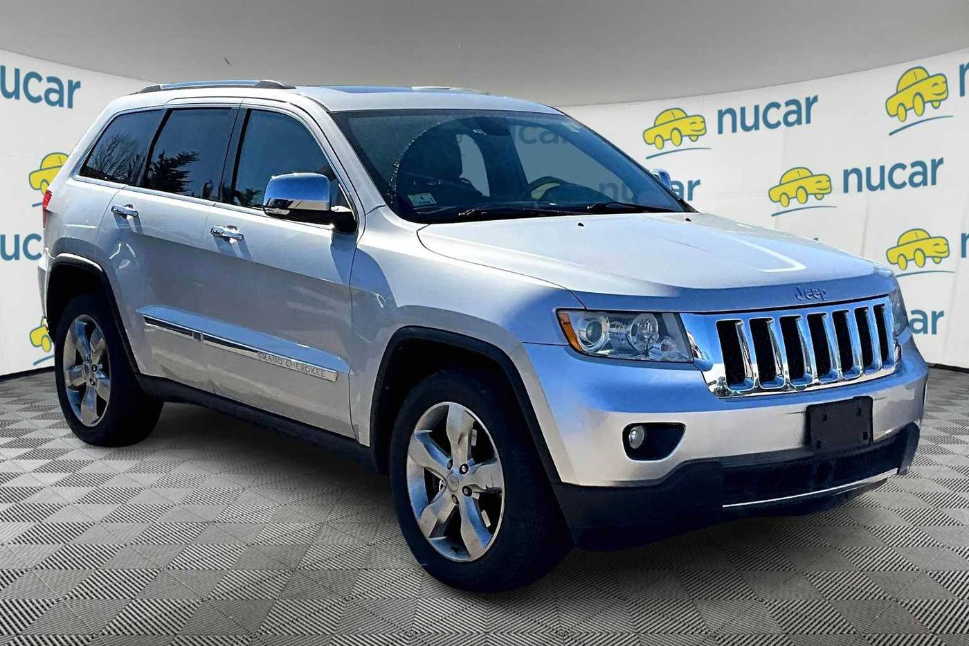 2012 Jeep Grand Cherokee Overland — SUV — 106,737 mi — North Attleboro, MA