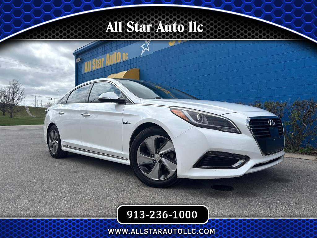 2016 Hyundai Sonata Hybrid Limited — Sedan — 134,704 mi — Merriam, KS