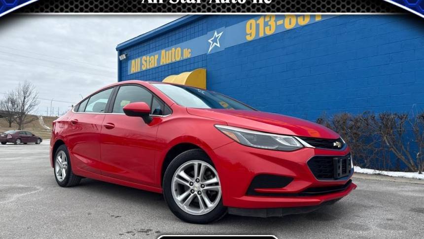 2017 Chevrolet Cruze LT — Sedan — 128,203 mi — Merriam, KS