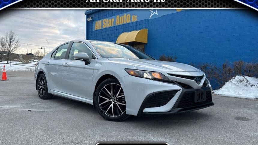 2023 Toyota Camry SE — Sedan — 57,893 mi — Merriam, KS