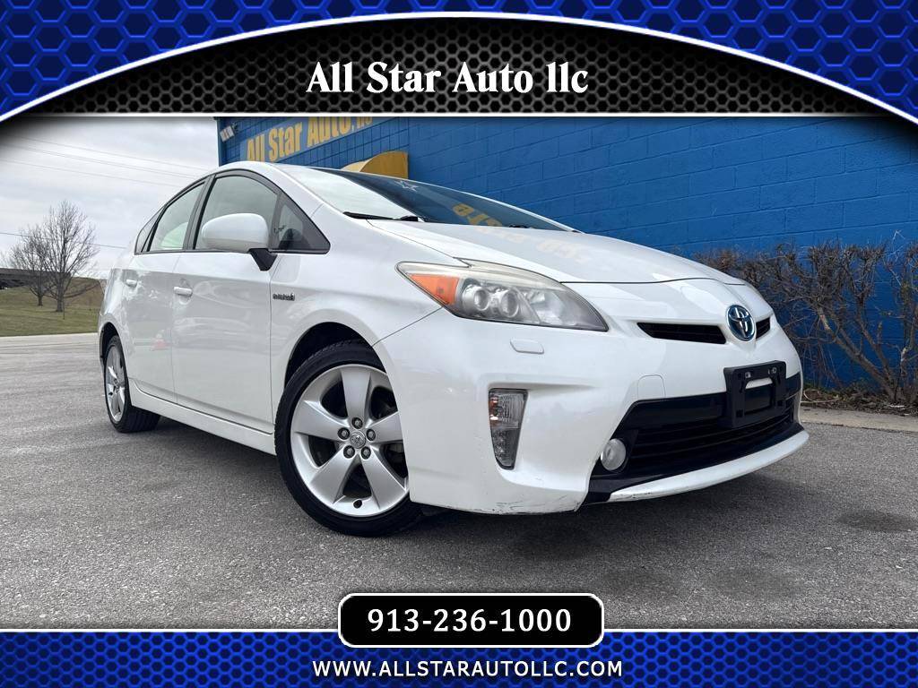 2013 Toyota Prius One — Sedan — 121,196 mi — Merriam, KS