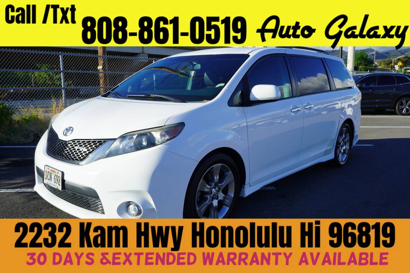 2014 Toyota Sienna SE — Minivan — 87,678 mi — Honolulu, HI