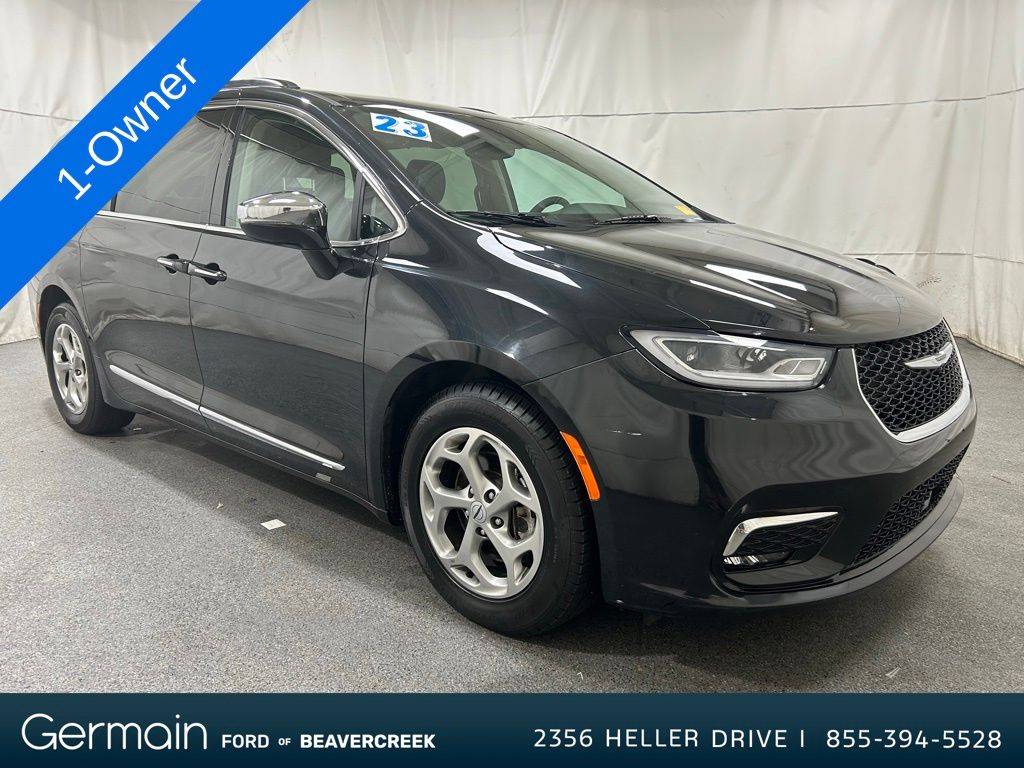 2023 Chrysler Pacifica Limited — Minivan — 68,740 mi — Beavercreek, OH