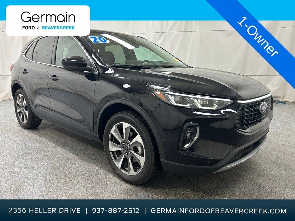2023 Ford Escape Platinum — SUV — 10,402 mi — Beavercreek, OH