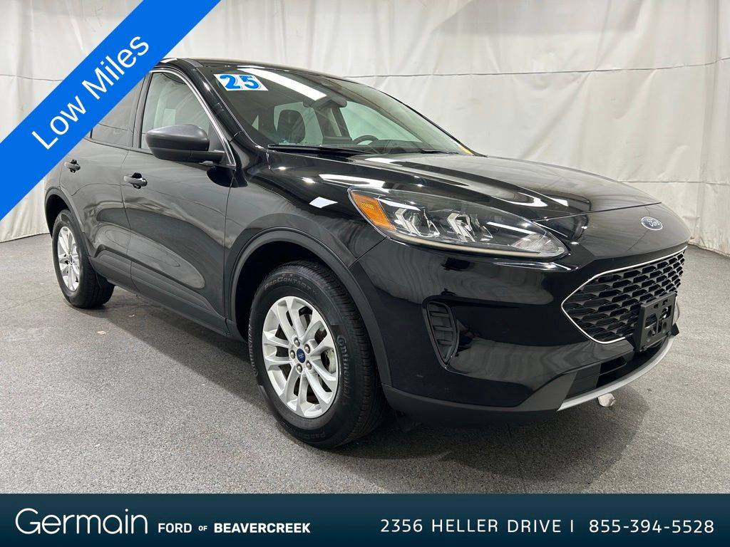 2022 Ford Escape SE — SUV — 9,221 mi — Beavercreek, OH