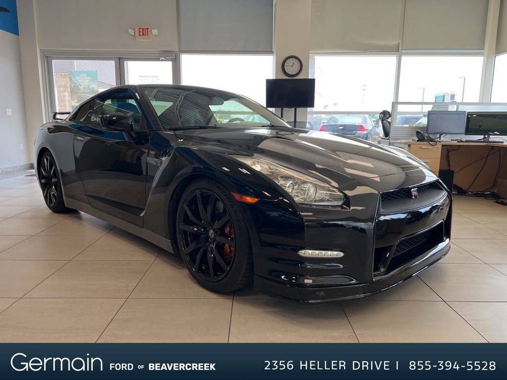 2014 Nissan GT-R Premium — Coupe — 54,459 mi — Beavercreek, OH
