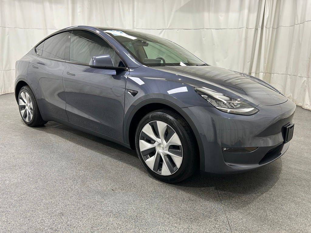 2022 Tesla Model Y Long Range — SUV — 33,418 mi — Beavercreek, OH