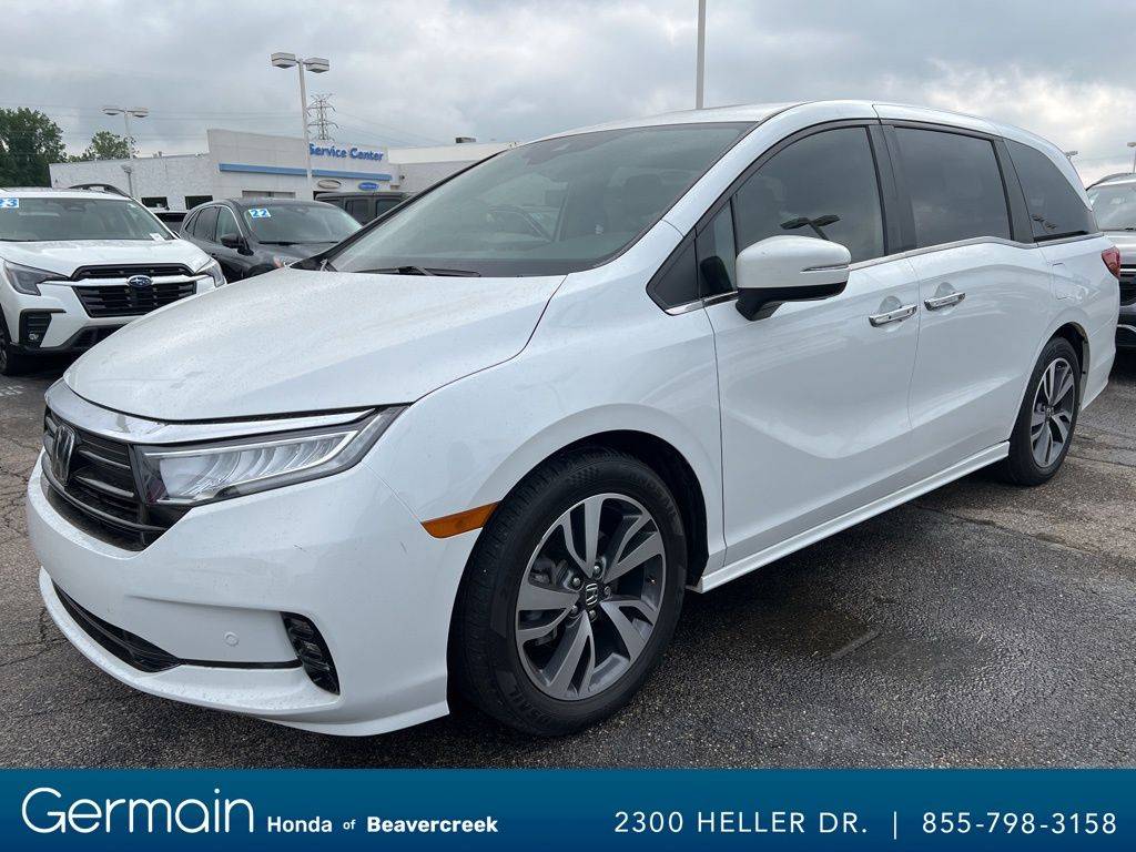 2022 Honda Odyssey Touring — Minivan — 24,301 mi — Beavercreek, OH