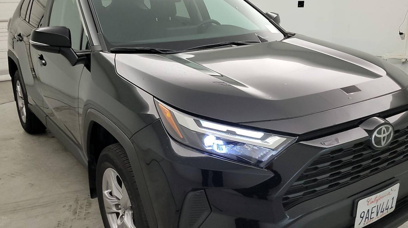 2022 Toyota RAV4 XLE — SUV — 22,943 mi — Palmdale, CA