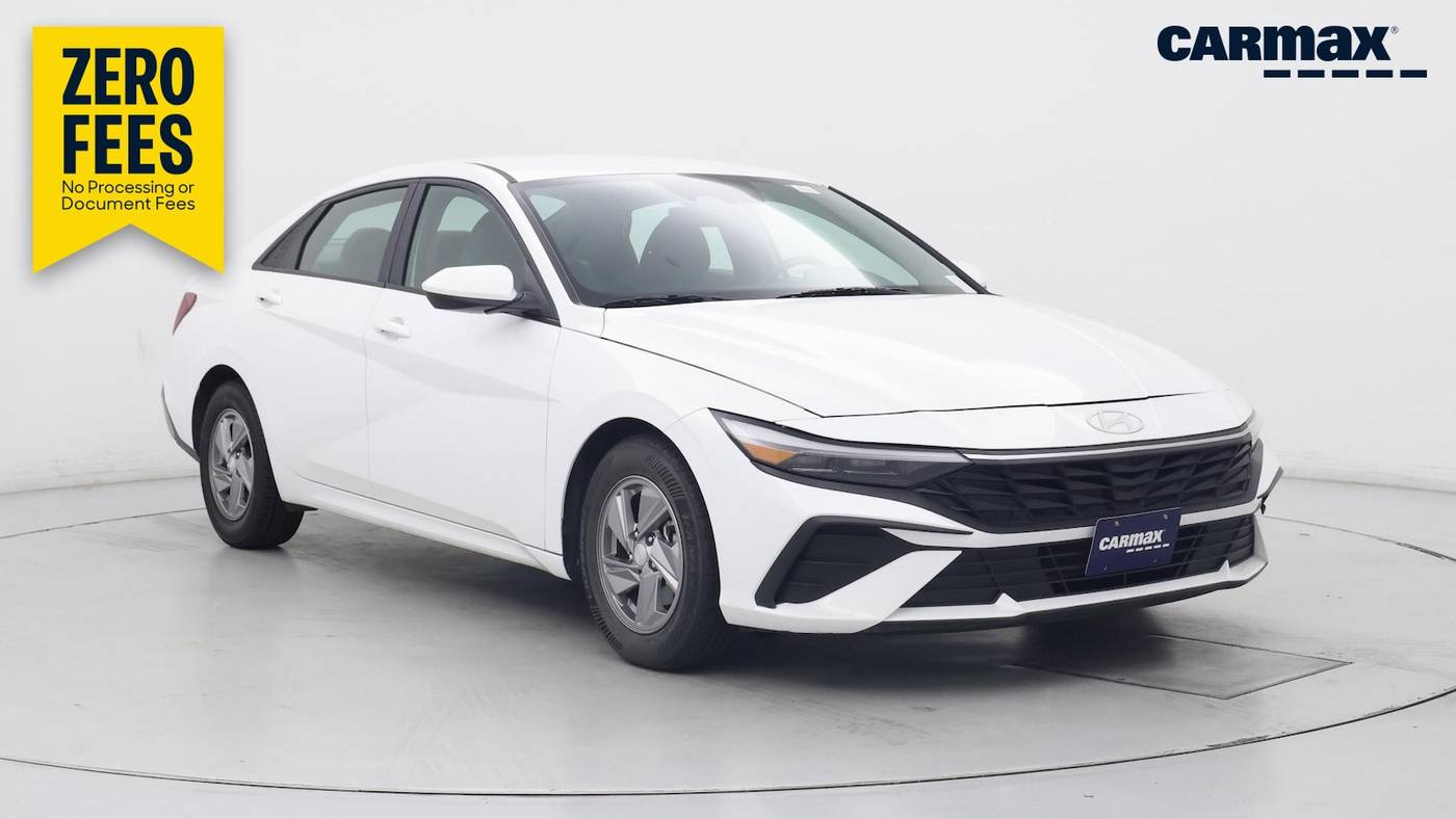 2024 Hyundai Elantra SE