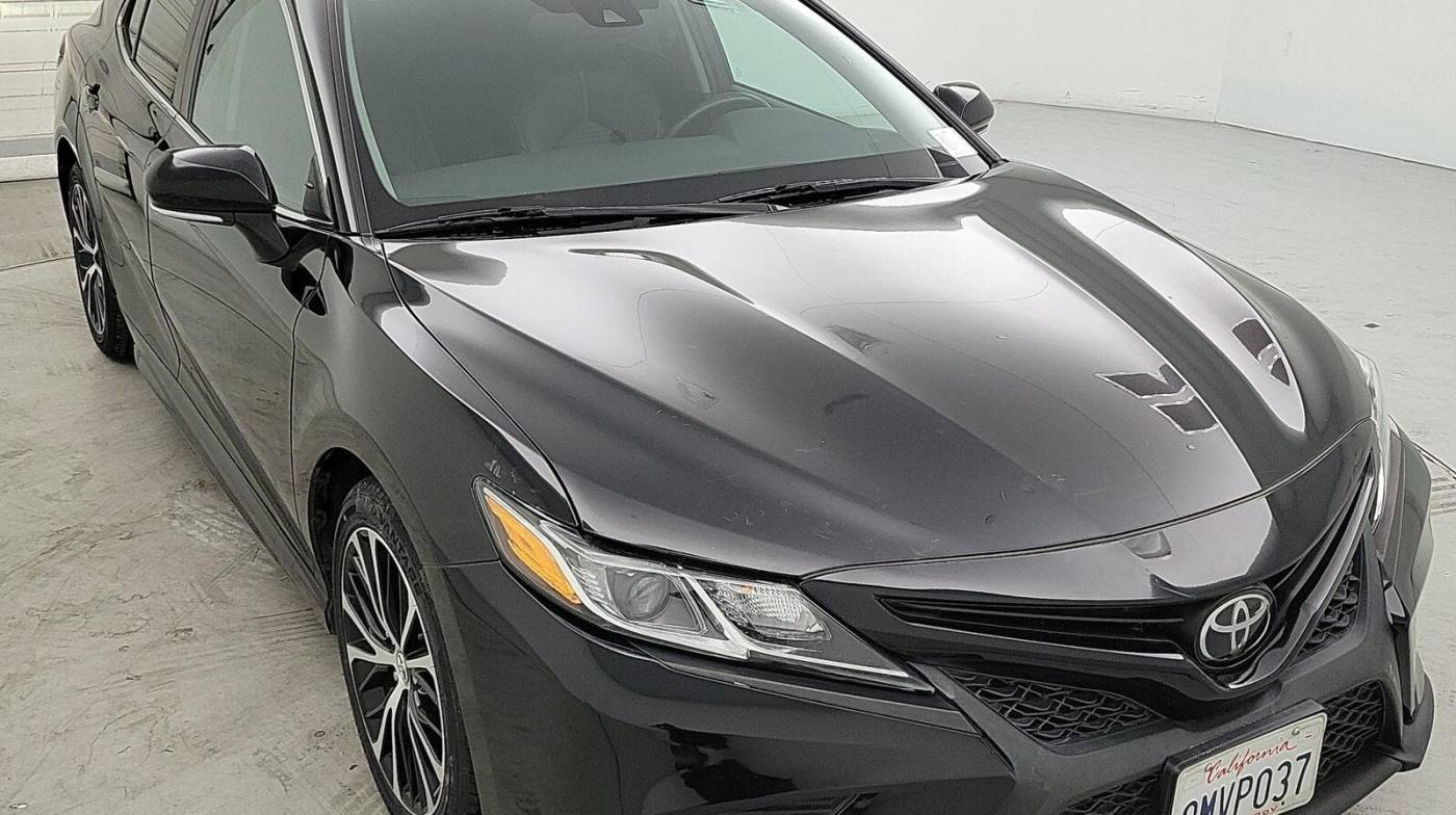 2020 Toyota Camry SE — Sedan — 48,530 mi — Palmdale, CA