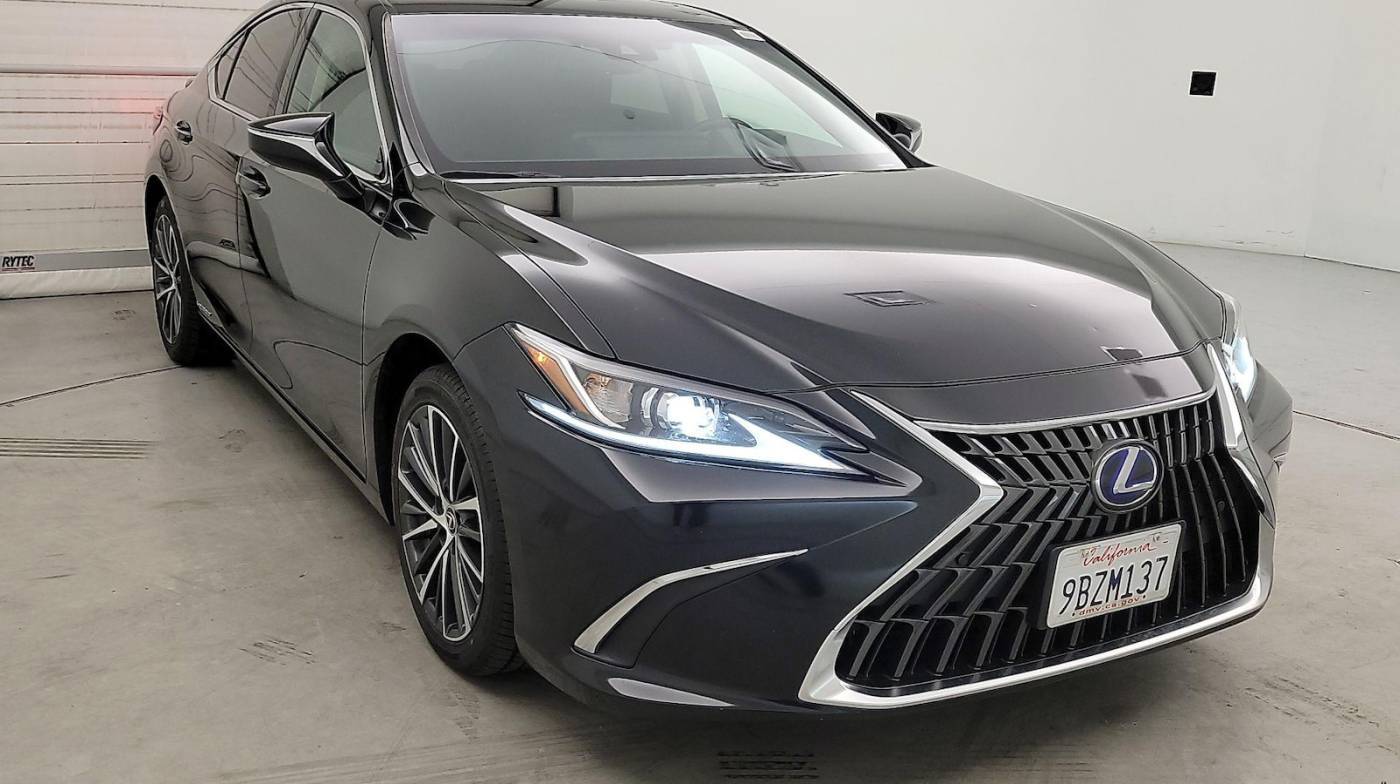 2022 Lexus ES ES 300h — Sedan — 43,201 mi — Palmdale, CA