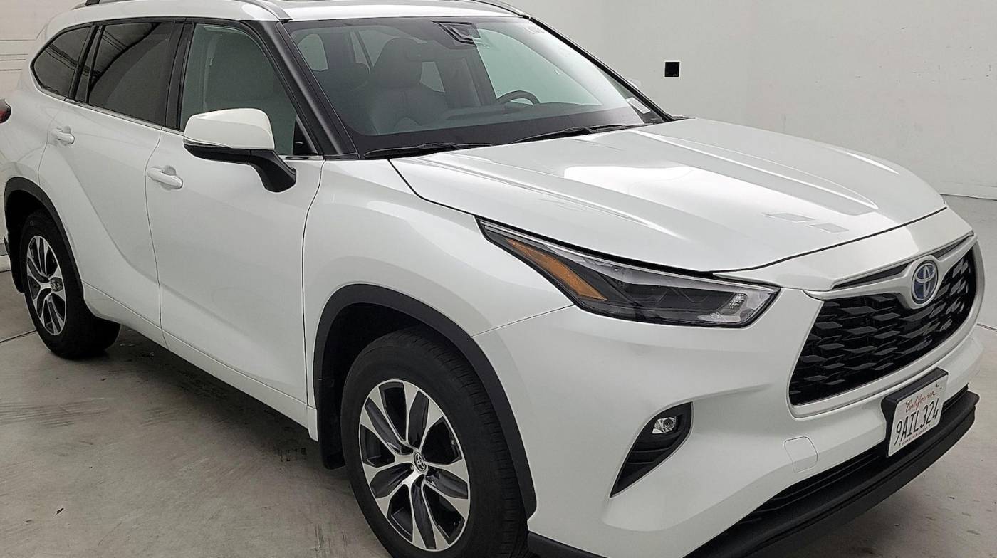 2022 Toyota Highlander Hybrid XLE — SUV — 26,291 mi — Palmdale, CA