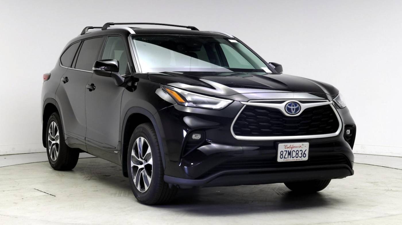 2022 Toyota Highlander Hybrid XLE — SUV — 21,679 mi — Palmdale, CA