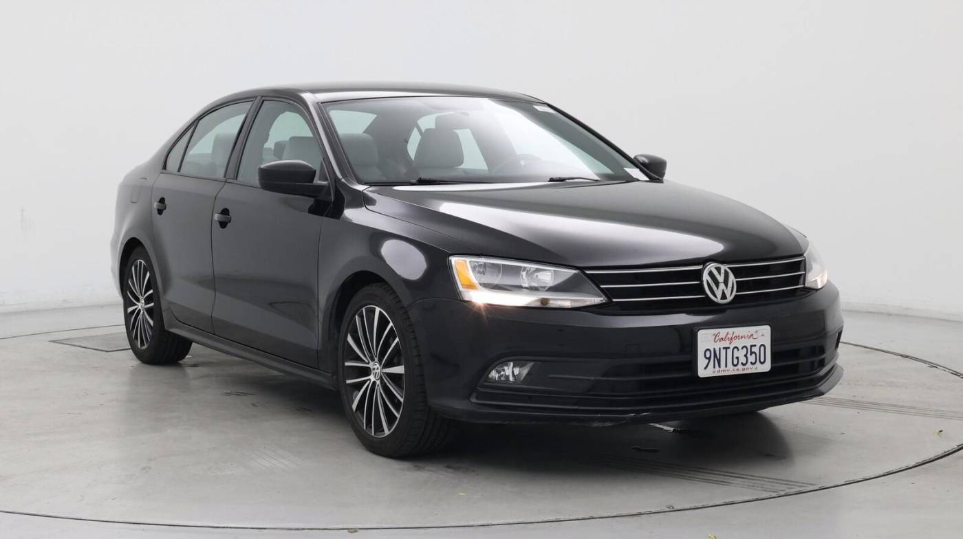 2016 Volkswagen Jetta 1.8T Sport — Sedan — 64,330 mi — Palmdale, CA