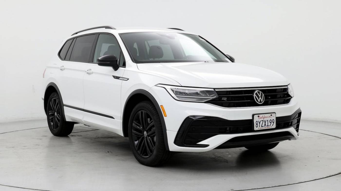 2022 Volkswagen Tiguan SE R-Line Black — SUV — 16,091 mi — Palmdale, CA