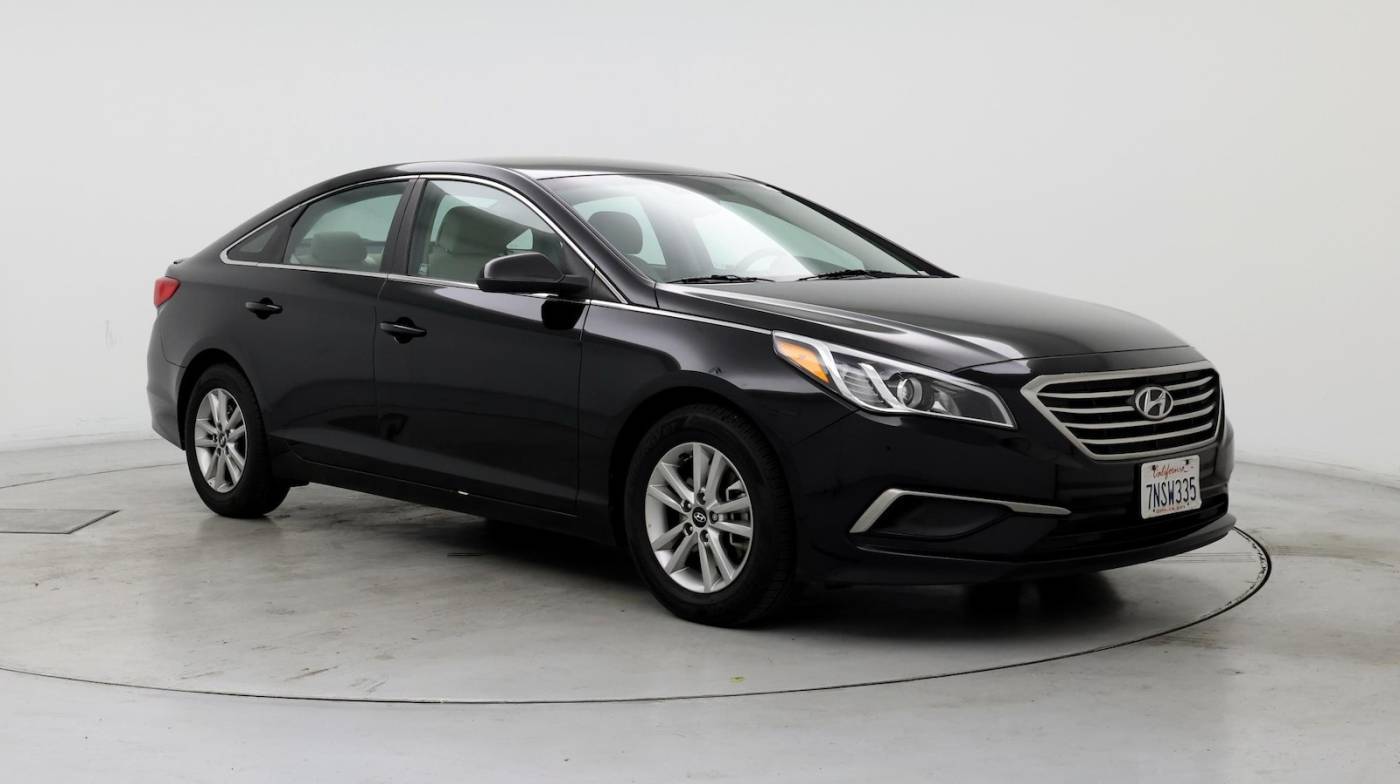 2016 Hyundai Sonata SE — Sedan — 51,013 mi — Palmdale, CA