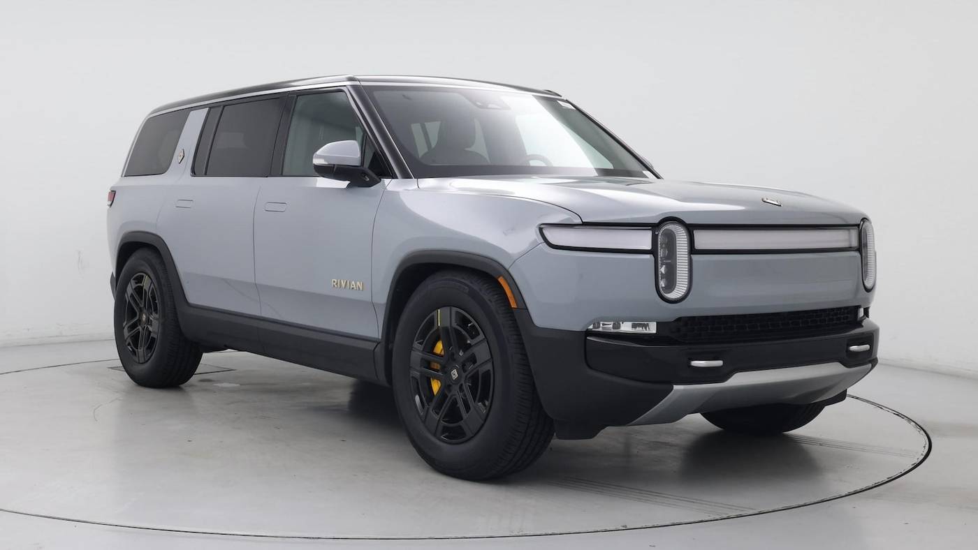2023 Rivian R1S