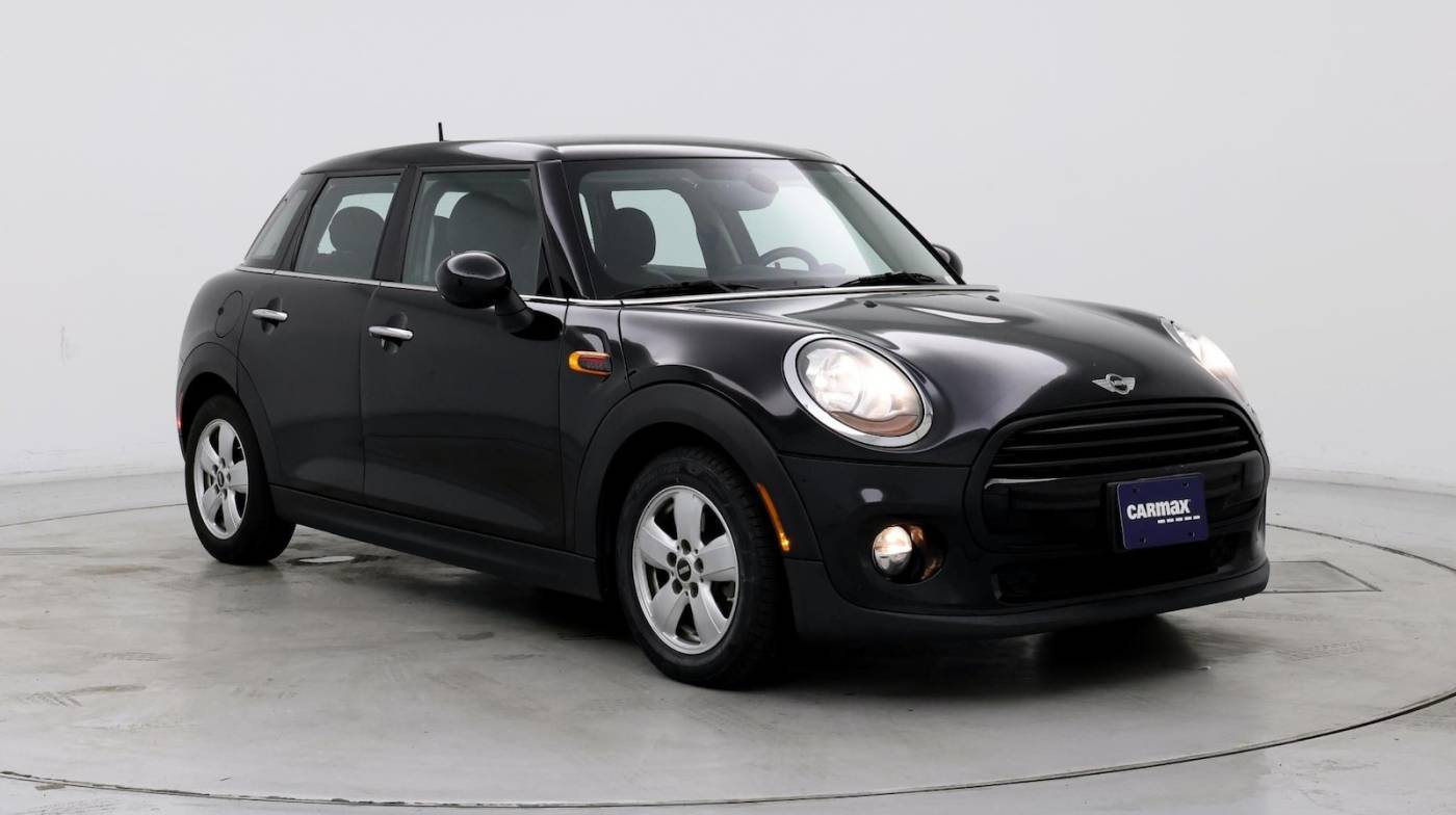 2018 MINI Hardtop Cooper — Hatchback — 67,180 mi — Palmdale, CA