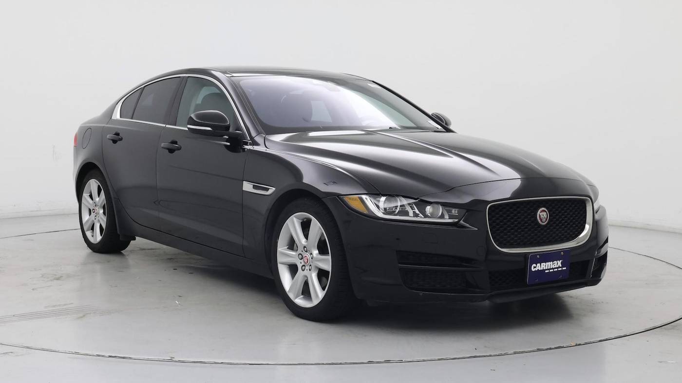 2018 Jaguar XE
