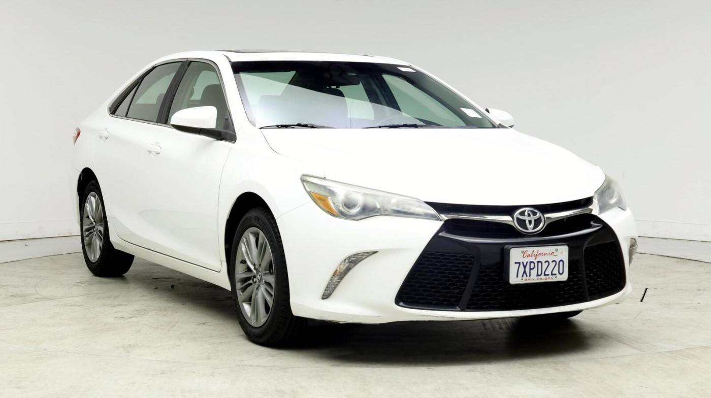 2017 Toyota Camry SE — Sedan — 18,459 mi — Murietta, CA