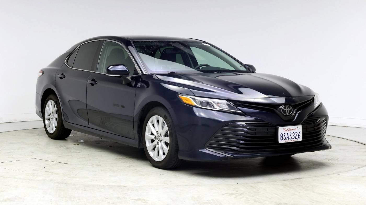 2020 Toyota Camry LE — Sedan — 33,298 mi — Murietta, CA