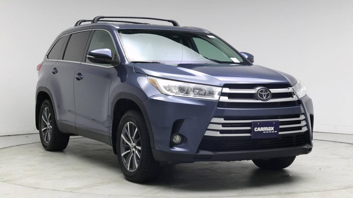 2019 Toyota Highlander XLE — SUV — 96,626 mi — Murietta, CA