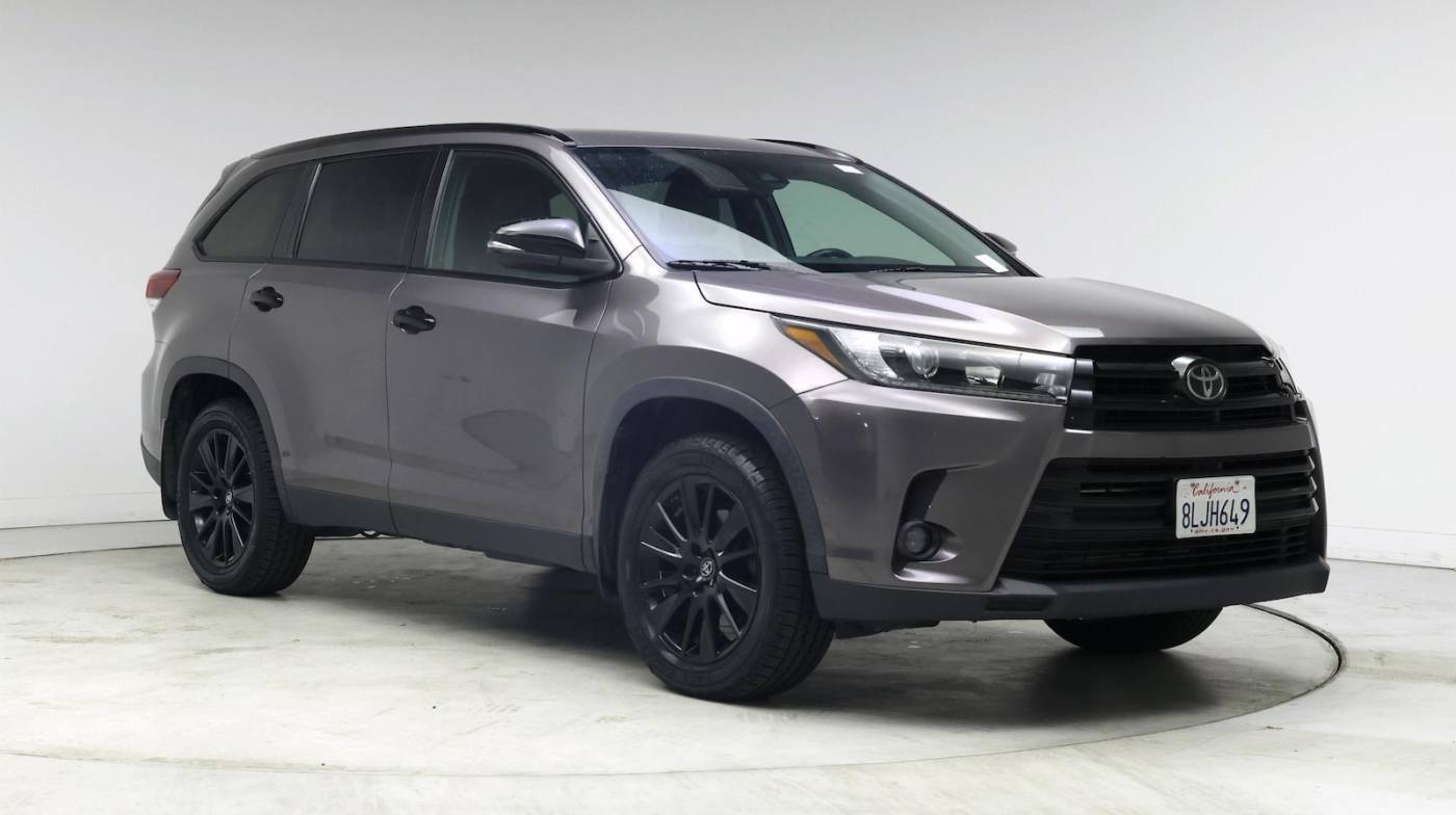 2019 Toyota Highlander SE V6 — SUV — 69,119 mi — Murietta, CA