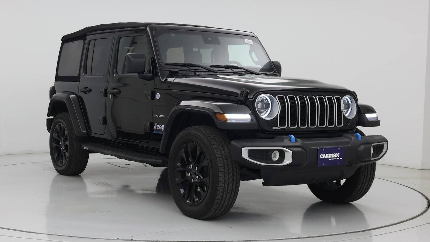 2024 Jeep Wrangler Sahara