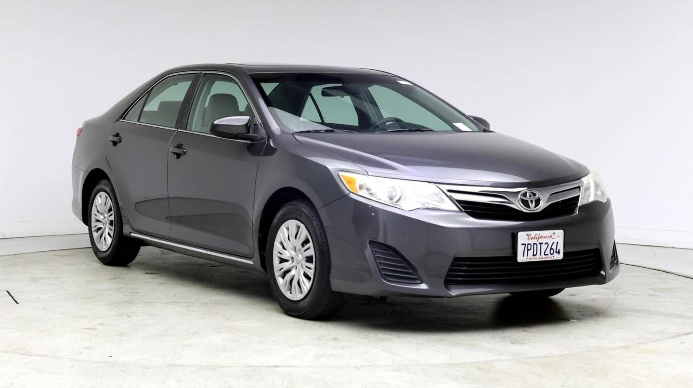 2013 Toyota Camry LE — Sedan — 60,537 mi — Murietta, CA