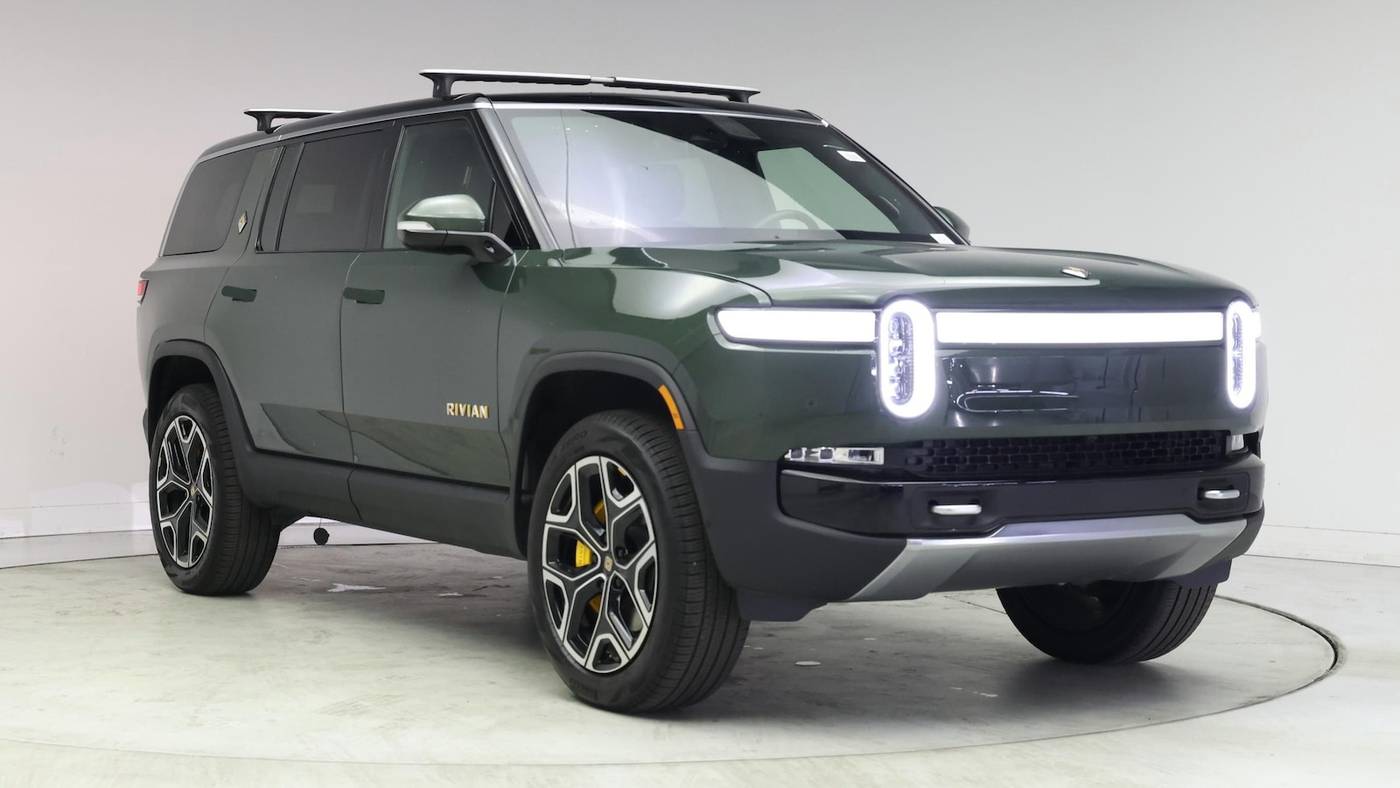 2022 Rivian R1S