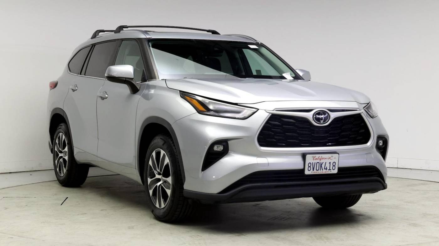 2021 Toyota Highlander XLE — SUV — 12,007 mi — Murietta, CA