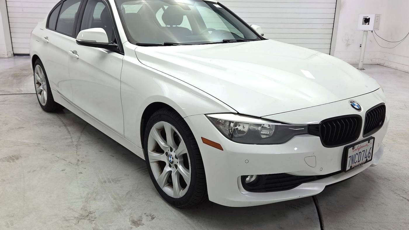 2015 BMW 3 Series 320i