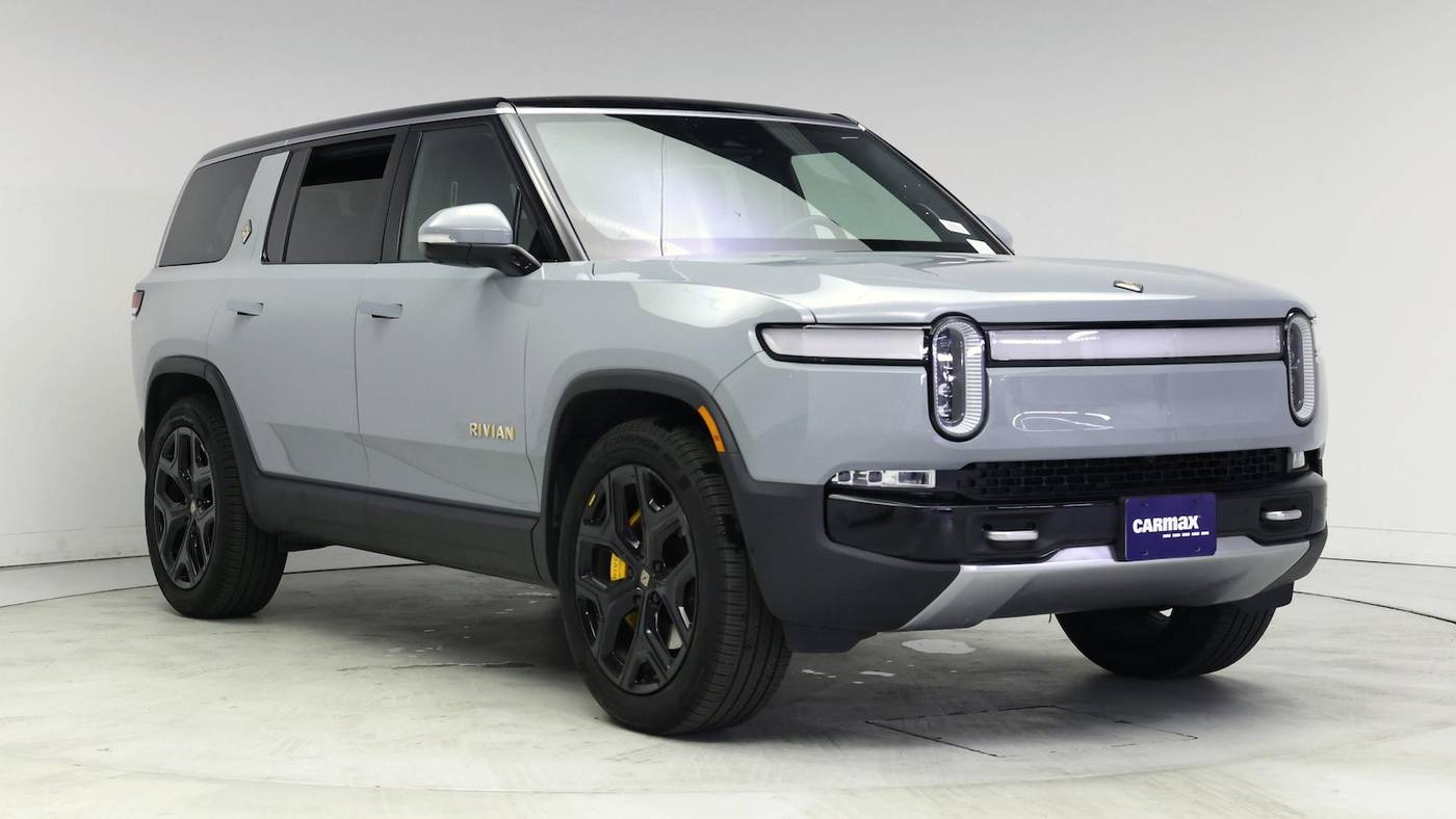 2023 Rivian R1S