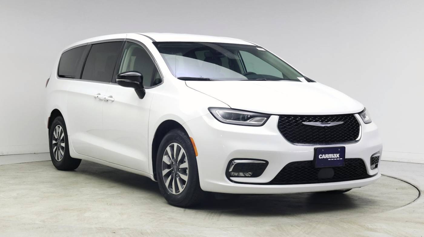 2024 Chrysler Pacifica Hybrid Select — Minivan — 19,832 mi — Murietta, CA