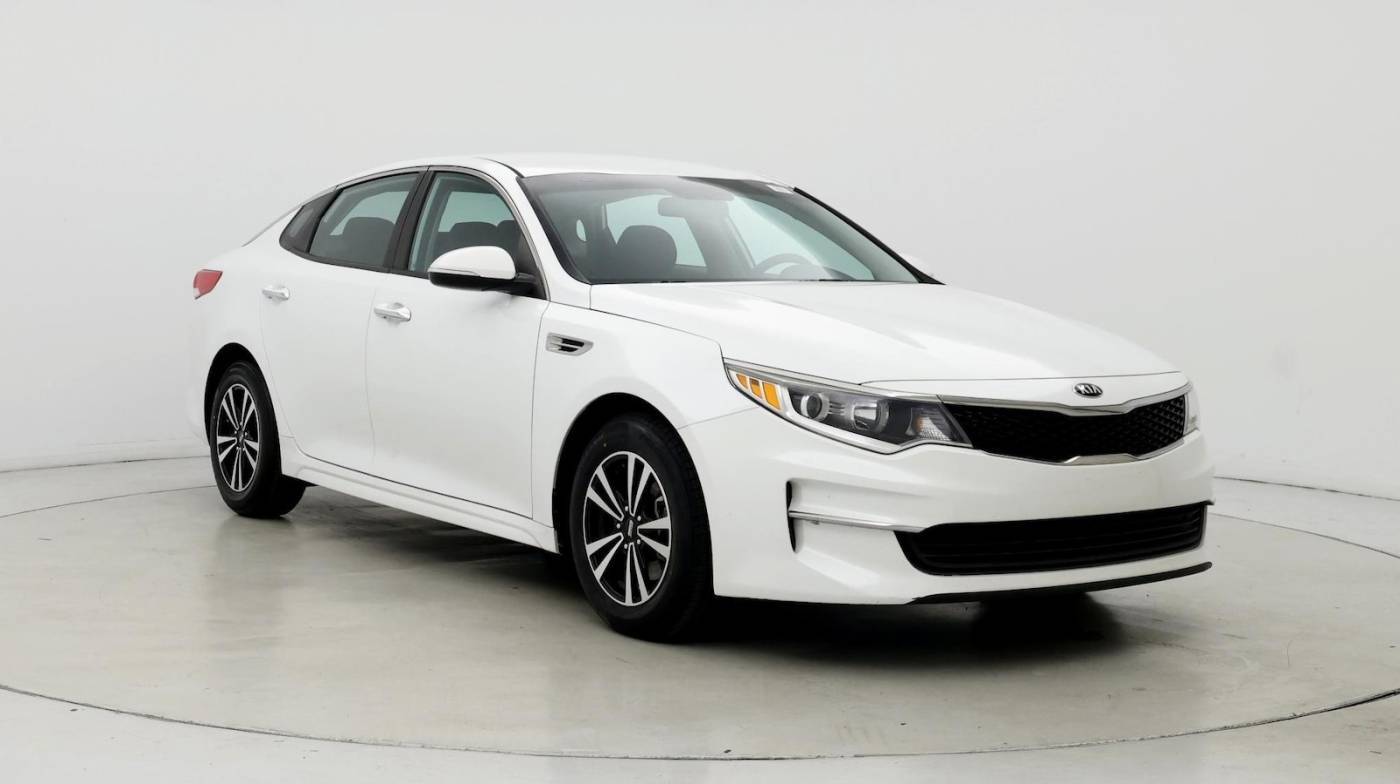 2016 Kia Optima LX — Sedan — 85,505 mi — Murietta, CA
