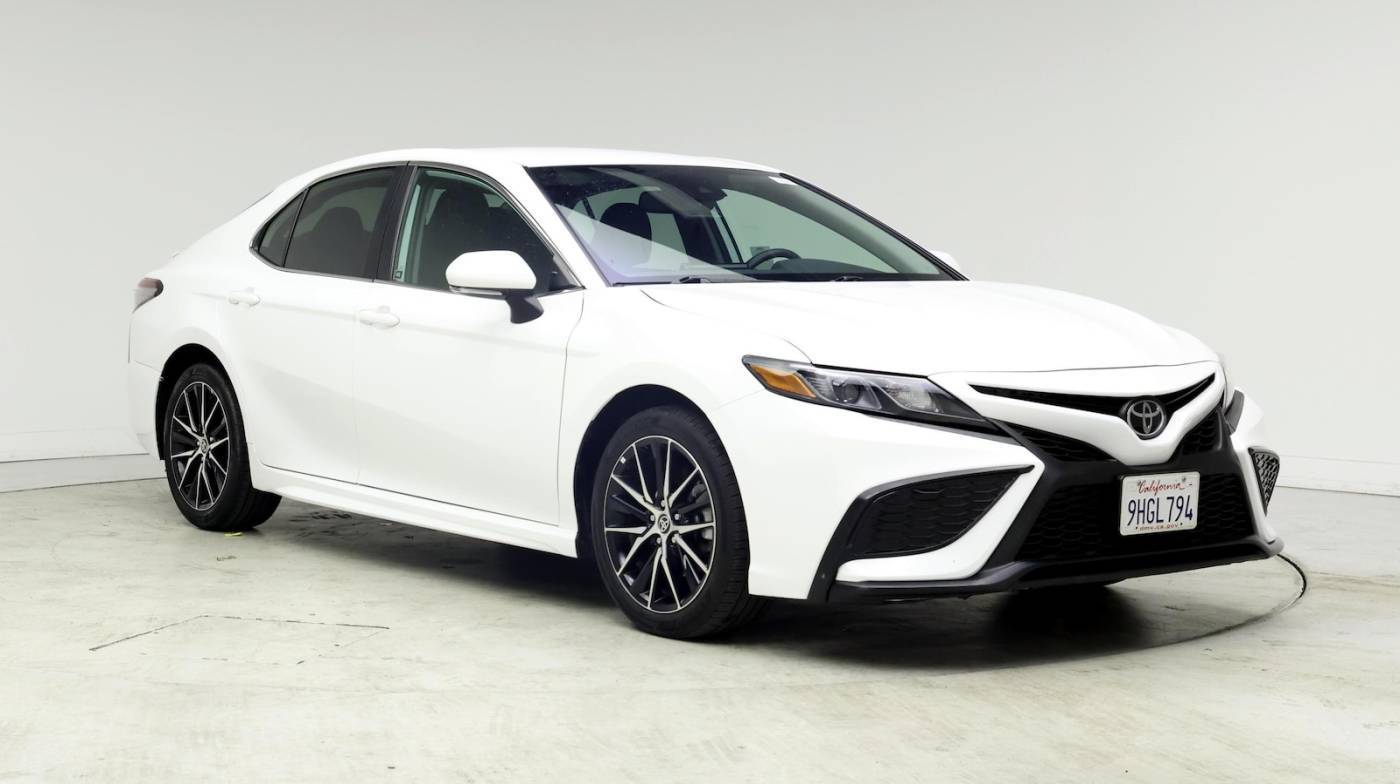2023 Toyota Camry SE — Sedan — 13,601 mi — Murietta, CA