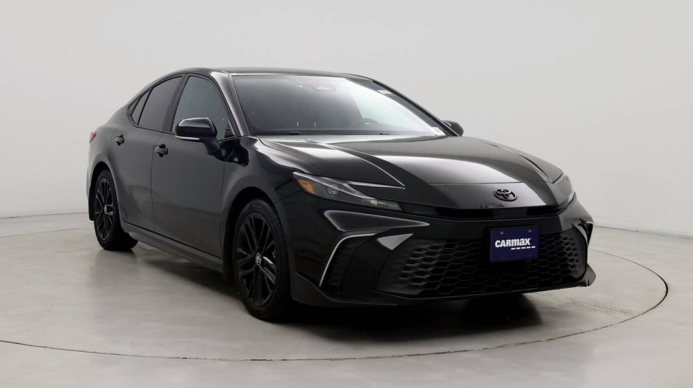 2025 Toyota Camry SE — Sedan — 12,790 mi — Murietta, CA