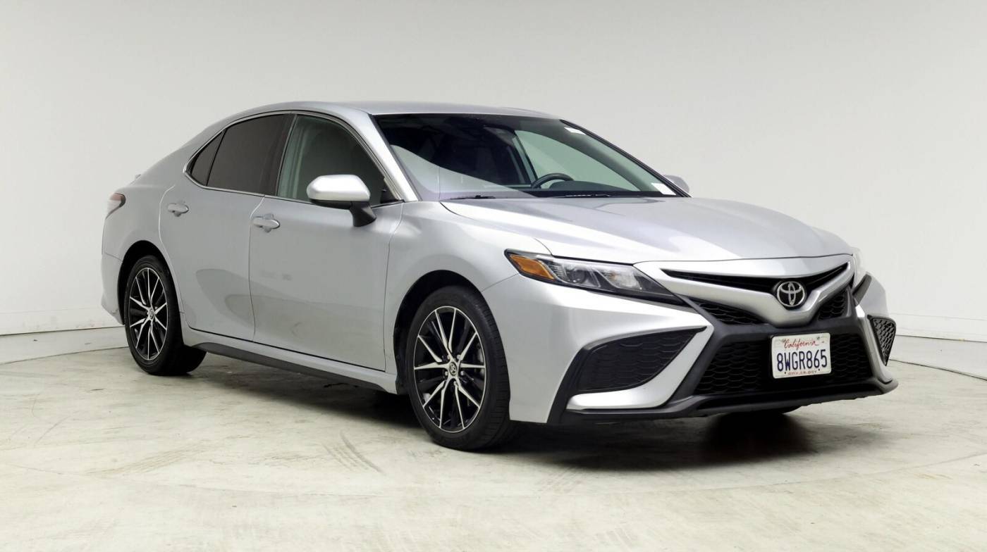 2021 Toyota Camry SE — Sedan — 32,616 mi — Murietta, CA
