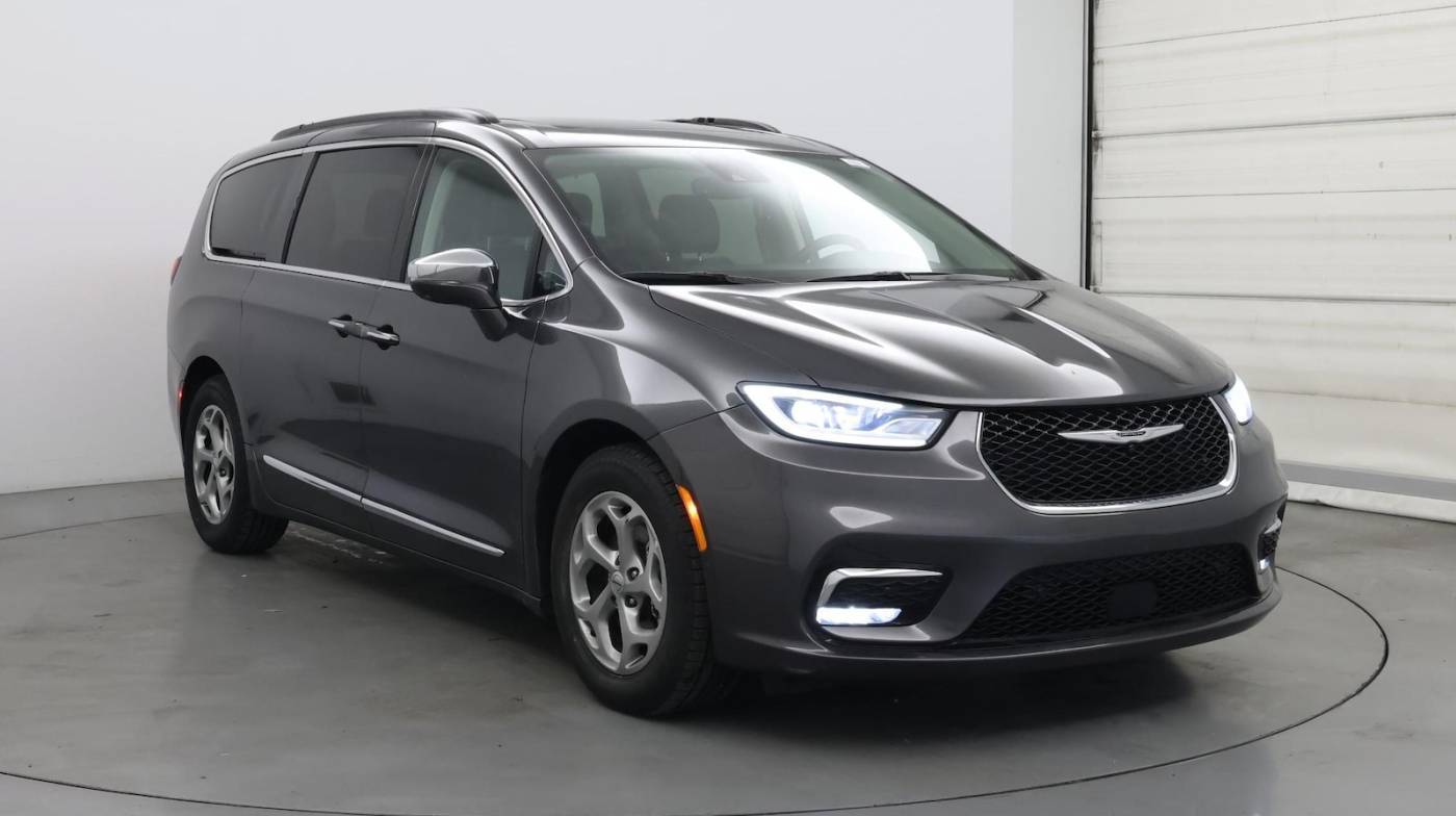 2022 Chrysler Pacifica Limited — Minivan — 57,665 mi — Mobile, AL
