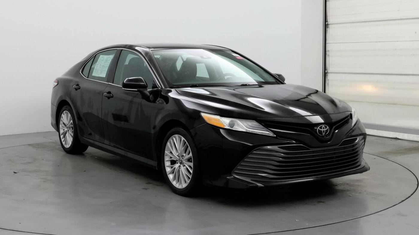 2020 Toyota Camry XLE — Sedan — 26,900 mi — Mobile, AL