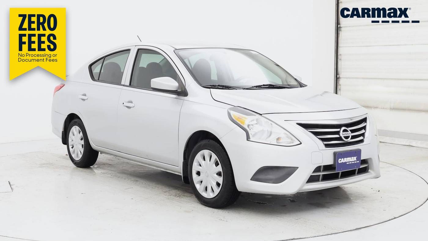 2017 Nissan Versa 1.6 S Plus