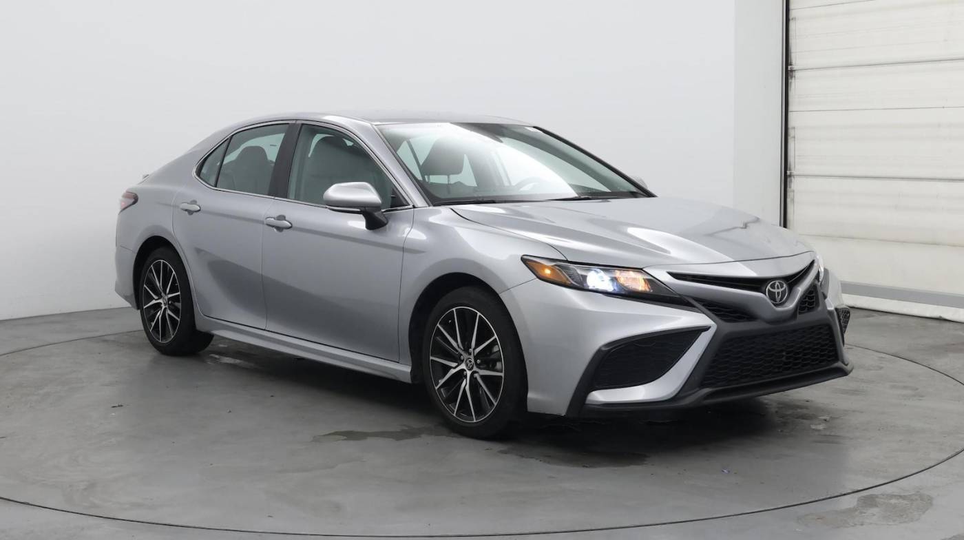 2023 Toyota Camry SE — Sedan — 19,452 mi — Mobile, AL