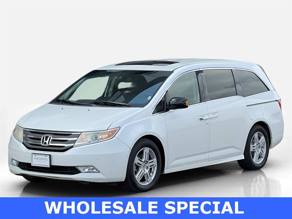 2013 Honda Odyssey Touring — Minivan — 165,764 mi — Noblesville, IN