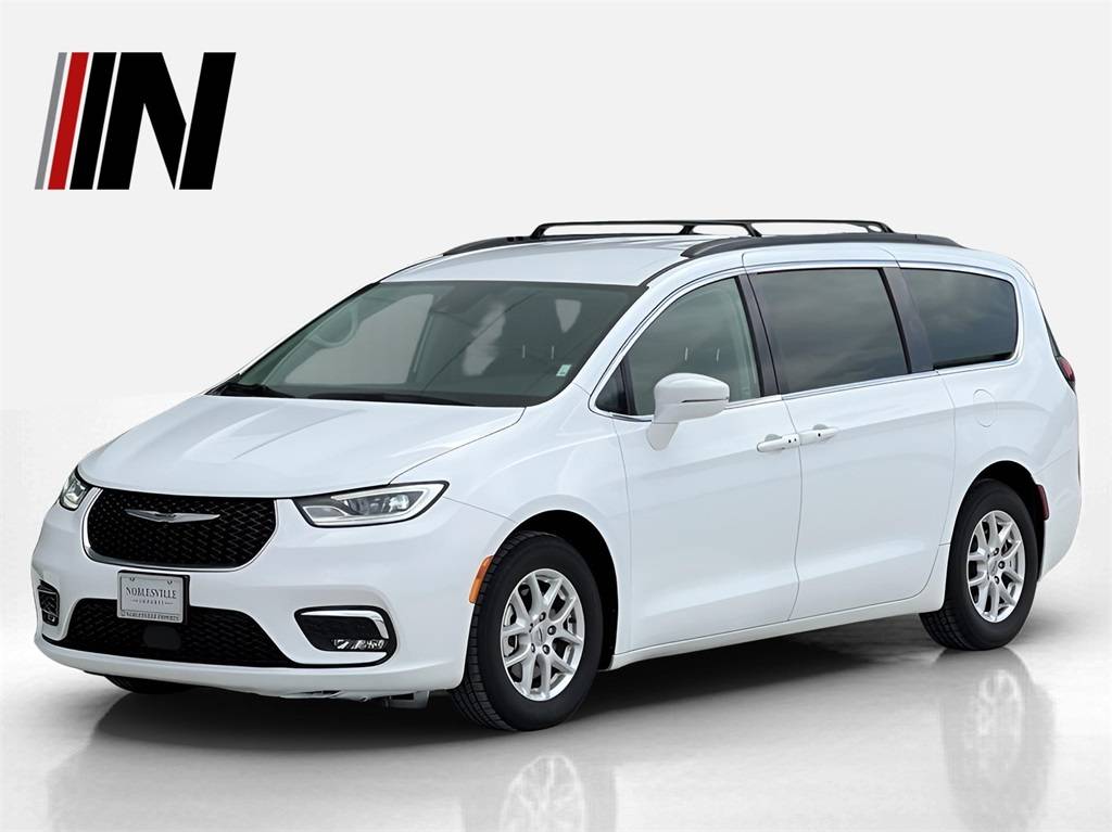 2022 Chrysler Pacifica Touring L — Minivan — 67,508 mi — Noblesville, IN