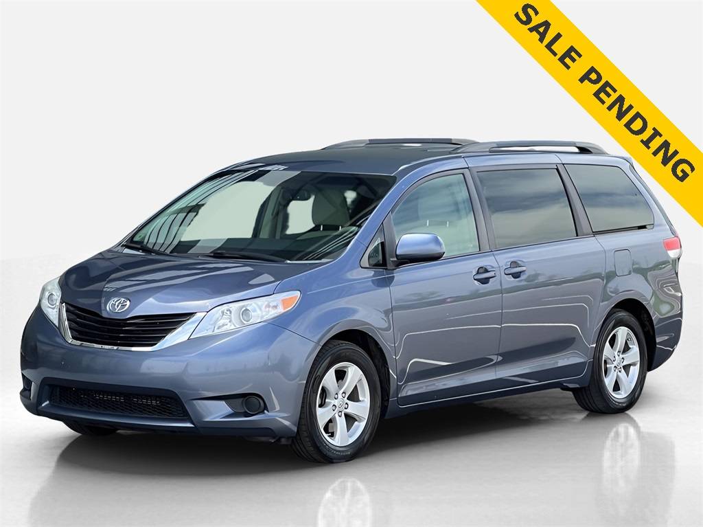 2013 Toyota Sienna LE — Minivan — 181,533 mi — Noblesville, IN
