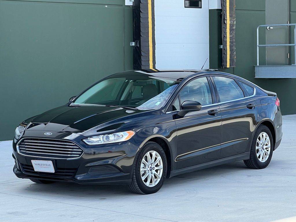 2016 Ford Fusion S — Sedan — 92,281 mi — Noblesville, IN