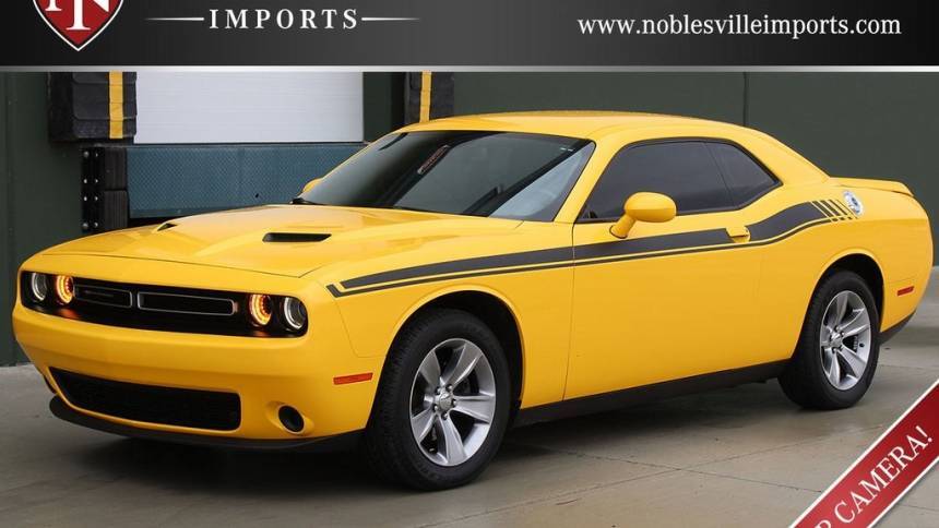 2019 Dodge Challenger SXT — Coupe — 100,935 mi — Noblesville, IN