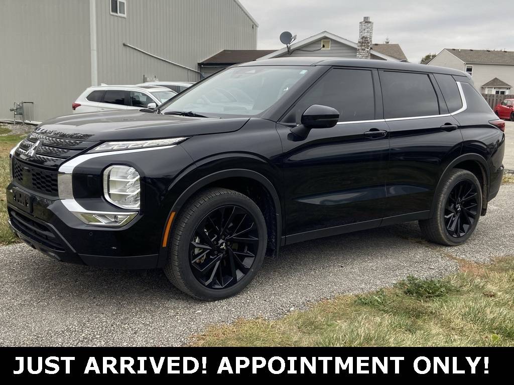 2023 Mitsubishi Outlander SE Black Edition — SUV — 26,284 mi — Noblesville, IN
