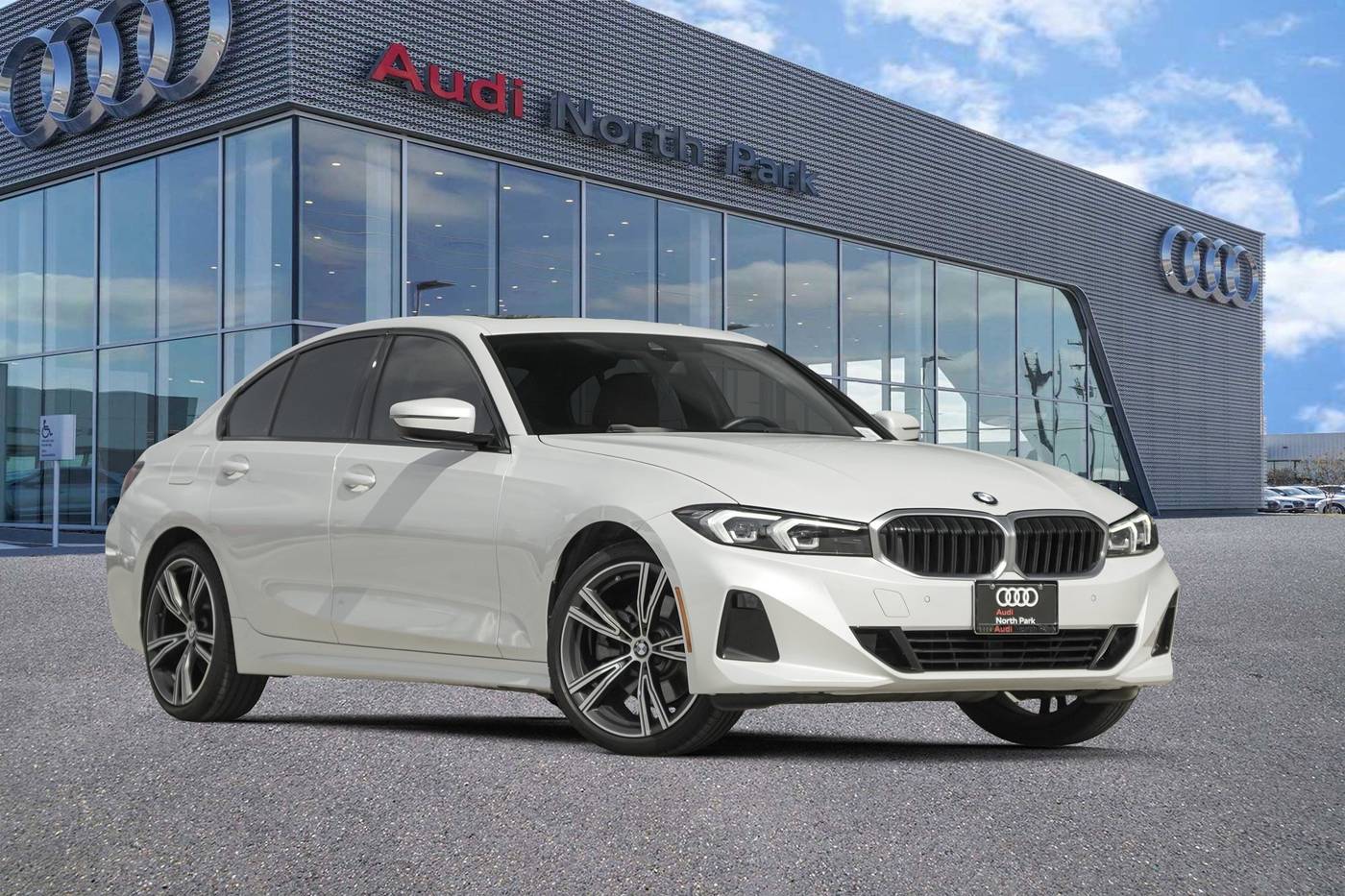 2023 BMW 3 Series 330i — Sedan — 23,500 mi — Selma, TX